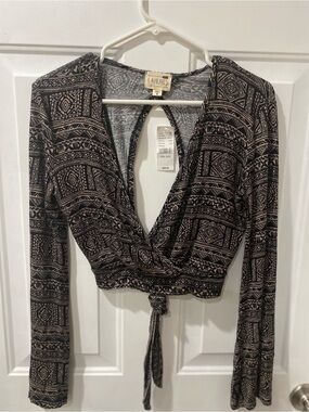 La Hearts Black & Tan Geometric Wrap Crop Top with Tie